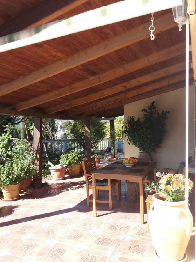 Villa De La Rosa Malaga Exterior photo